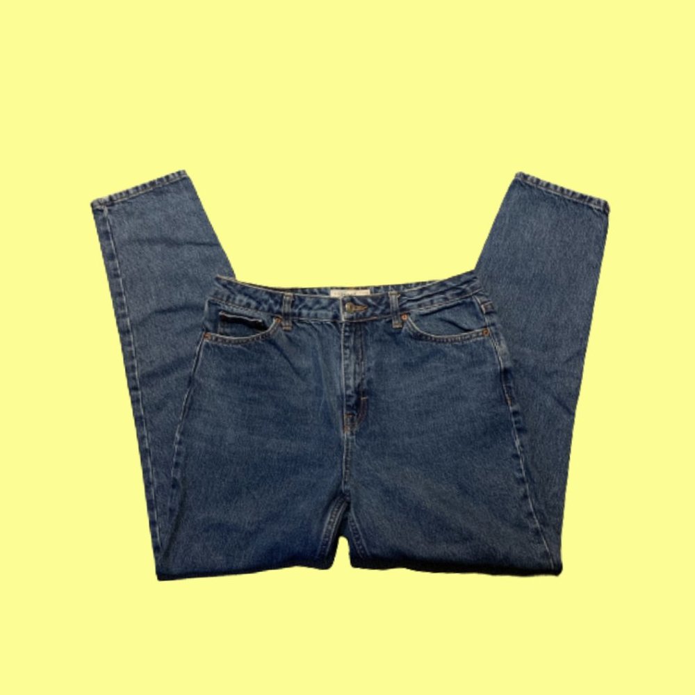 Blue High waisted Mom Jeans from Top Shop 💕